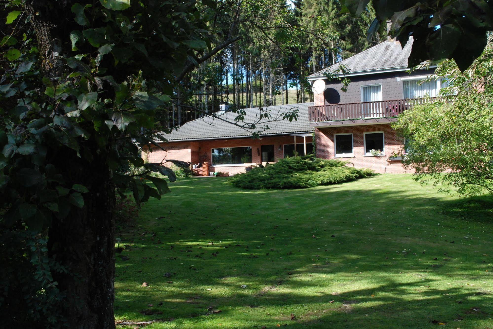 B&B Het Groote Genoegen Manderfeld Exterior foto